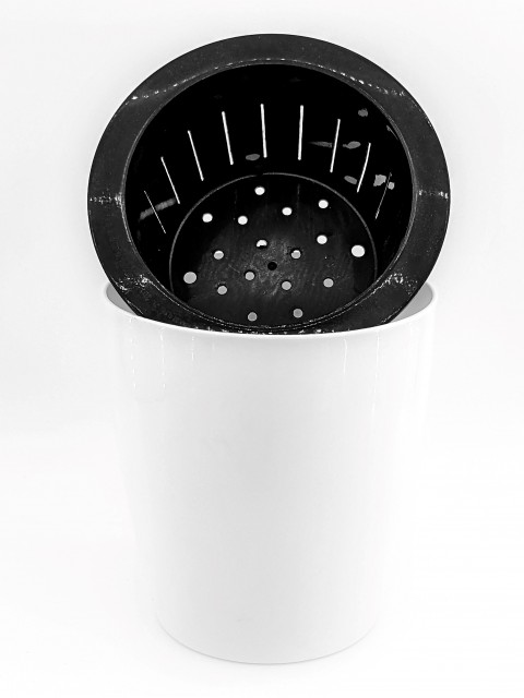 Classic White Round Pot
