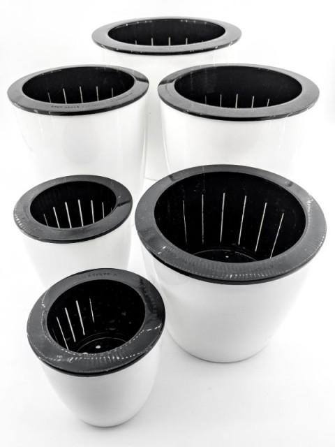 Classic White Round Pot